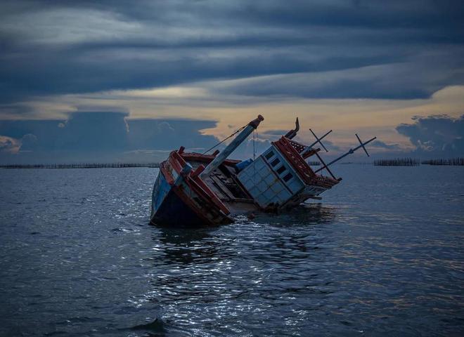 湖南两船相撞后续：19人遇难救回5人两人死亡3人被警方控制(图11)